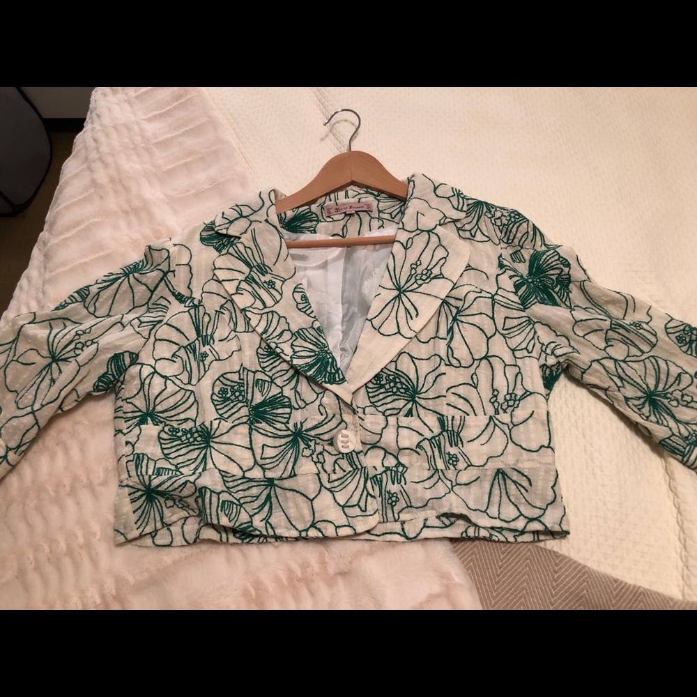 Darling cotton embroidered crop jacket XL